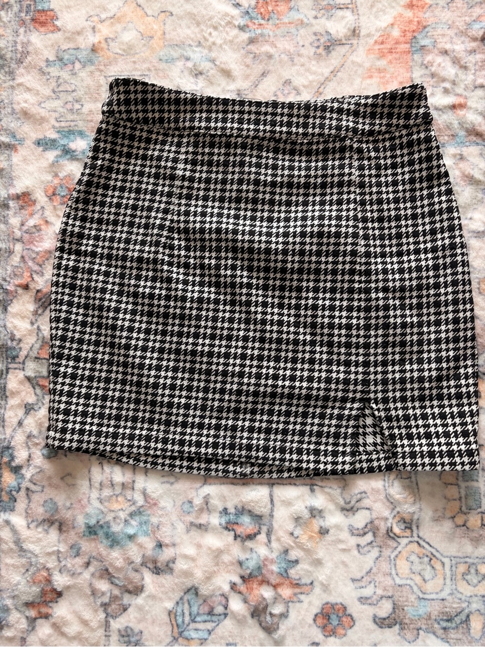 Garage Mini Skirt - Black & White